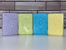 Load image into Gallery viewer, Garden Impressions Soap