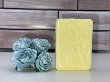 Load image into Gallery viewer, Garden Impressions Soap
