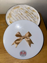 Load image into Gallery viewer, DominiCAN Cake - Ships Free!!