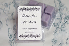 Load image into Gallery viewer, Year Round Scents- Wax Melts in 6 cavity Clamshell -