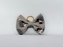 Load image into Gallery viewer, Bow Charm Accessory