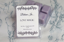 Load image into Gallery viewer, Year Round Scents- Wax Melts in 6 cavity Clamshell -
