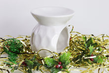 Load image into Gallery viewer, Fragrance Warmer - Honey Comb
