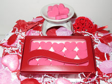 Load image into Gallery viewer, Hearts Wax Melt Gift Box
