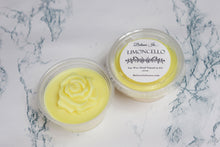 Load image into Gallery viewer, Wax Melt Tarts - Year Round Scents
